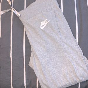 Nike joggers